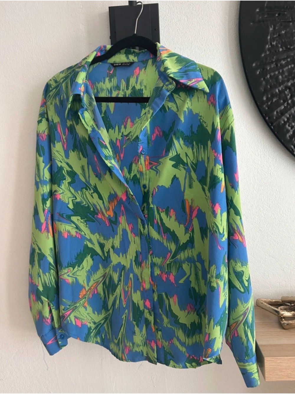 Green & Blue Abstract Print Button-Up Shirt over size